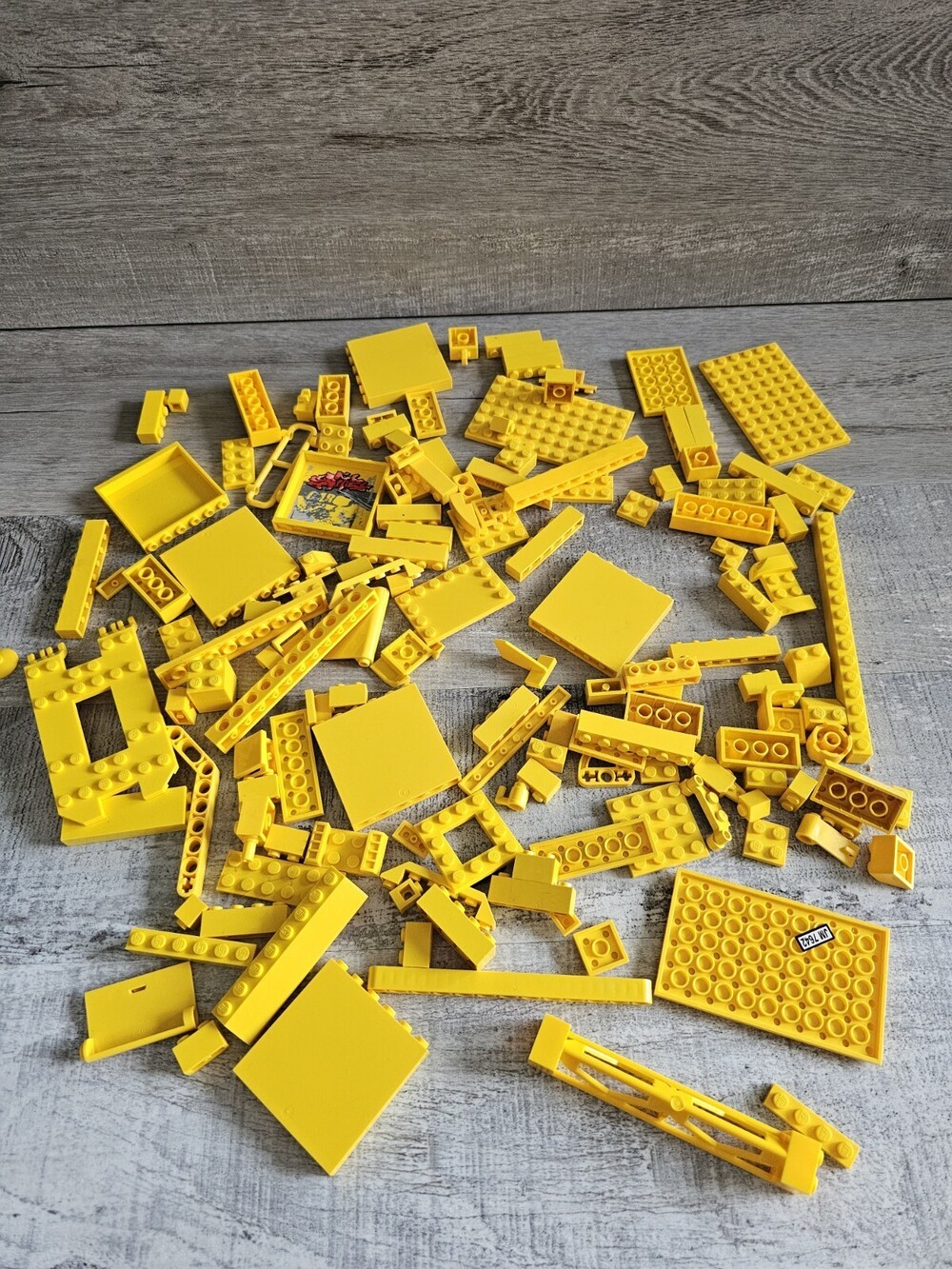 Lego Yellow Color Sorted Bricks Pieces Plates Parts Bulk Lot 10 Ozs
